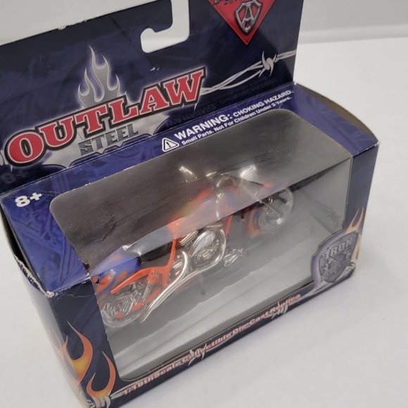 New Outlaw Steel Iron Legends Orange Blue w Flame Motorcycle DieCast Metal 1:18 - Picture 2 of 15
